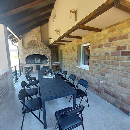 ヴィラ Vikendica Ramona